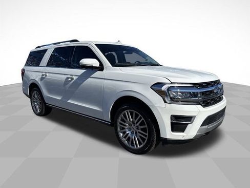 Used 2022 Ford Expedition Max Limited image 3
