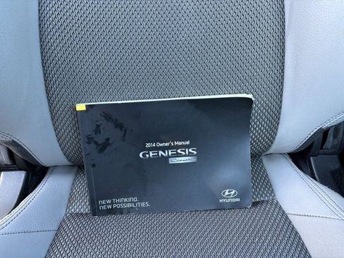 Used 2014 Hyundai Genesis 2.0T image 26