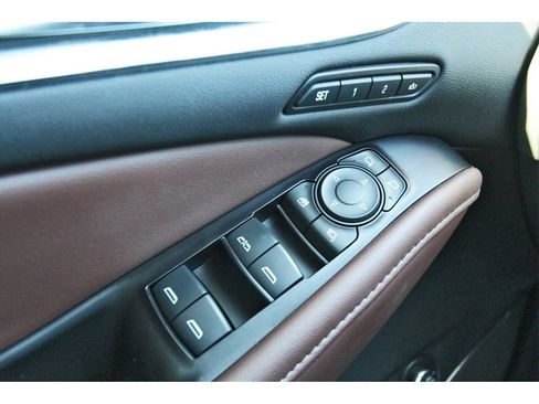 Used 2018 Buick Enclave Avenir w/ Avenir Technology Package image 23