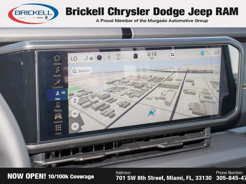 Used 2025 Jeep Wrangler Sahara image 30