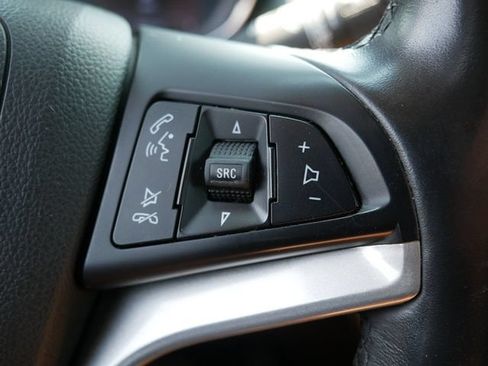 Used 2019 Chevrolet Trax LT w/ LT Convenience Package AWD/4WD image 24