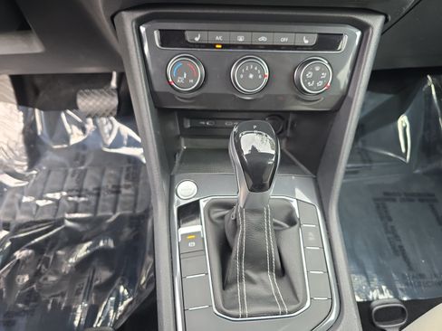 Used 2022 Volkswagen Tiguan S FWD image 24