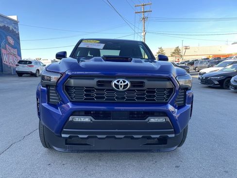 Certified 2024 Toyota Tacoma TRD Sport image 5
