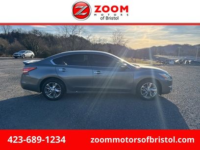 Used 2014 Nissan Altima 2.5 SL w/ Technology Package