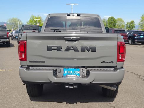 New 2026 RAM 3500 Laramie AWD/4WD image 13