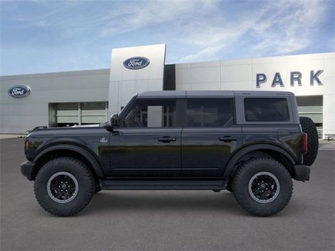 New 2025 Ford Bronco Outer Banks w/ Sasquatch Package image 3