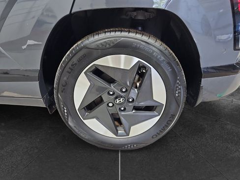 Used 2024 Hyundai Kona Limited FWD image 35