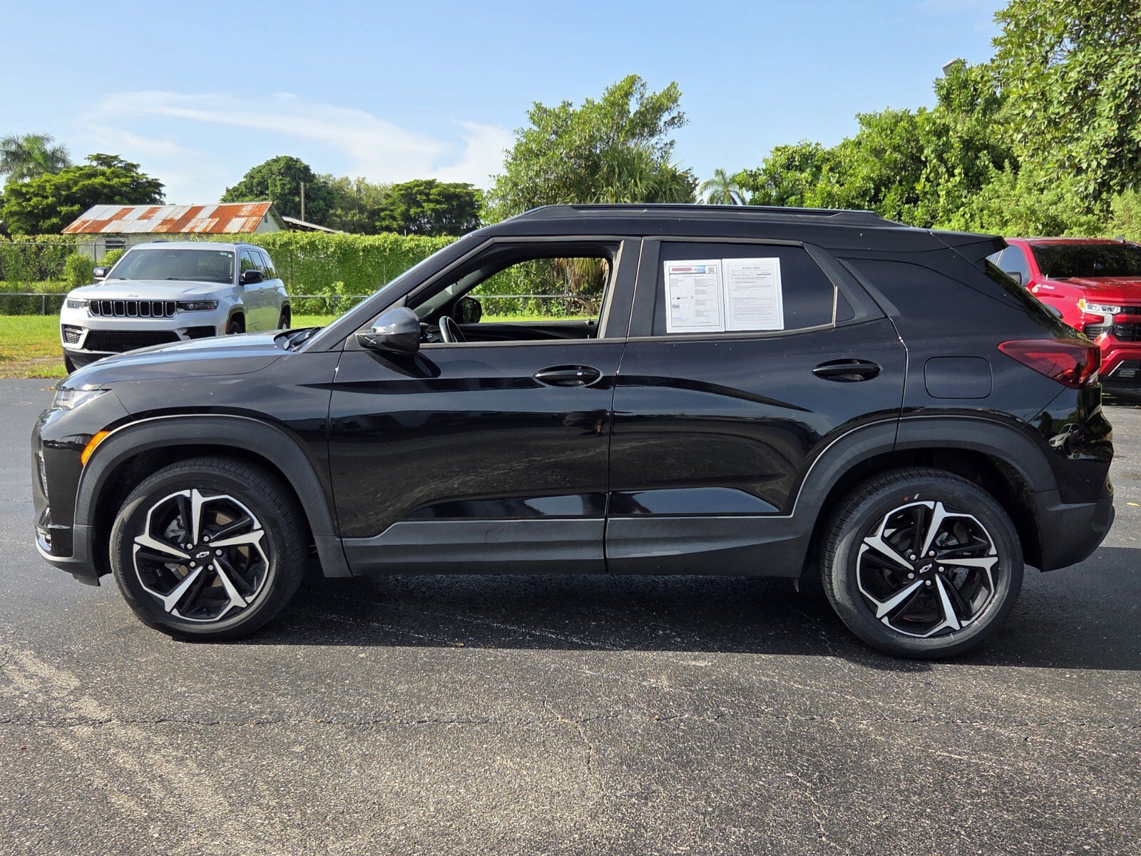Certified 2021 Chevrolet TrailBlazer RS FWD image 2