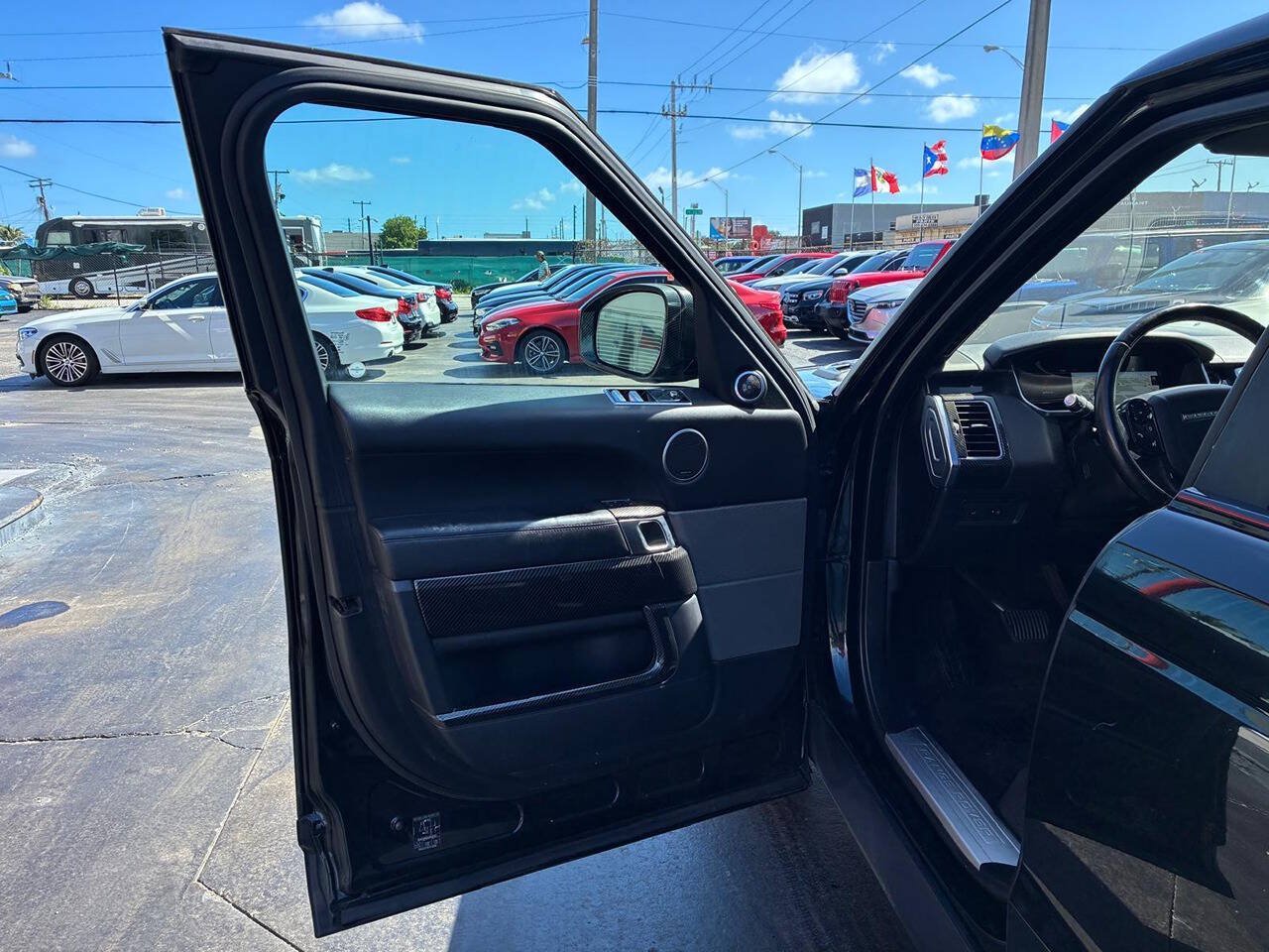 Used 2018 Land Rover Range Rover Sport HSE AWD/4WD image 10