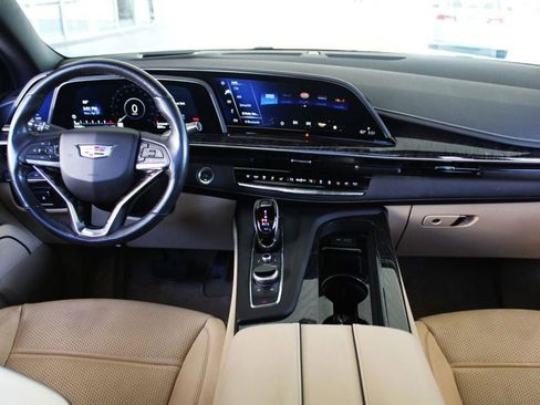 Used 2021 Cadillac Escalade Premium Luxury w/ Driver Assist Tech Package AWD/4WD image 12