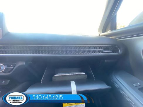 New 2026 Honda HR-V EX-L image 30