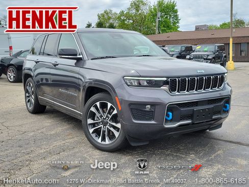 Used 2022 Jeep Grand Cherokee Overland AWD/4WD image 1