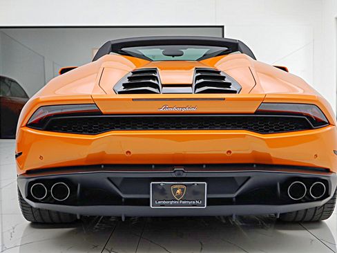 Used 2017 Lamborghini Huracan LP 610-4 AWD/4WD image 29