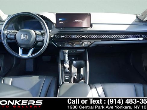 Used 2023 Honda Accord Touring image 29