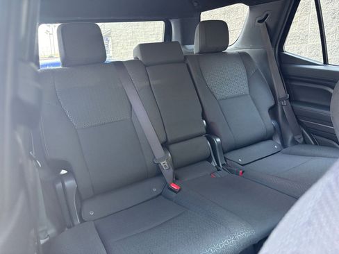 Used 2025 Toyota 4Runner SR5 image 27