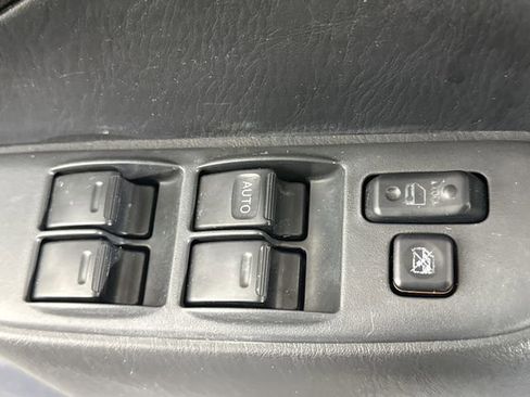 Used 2005 Toyota RAV4 4WD image 17