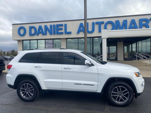 Used 2019 Jeep Grand Cherokee Limited image 2