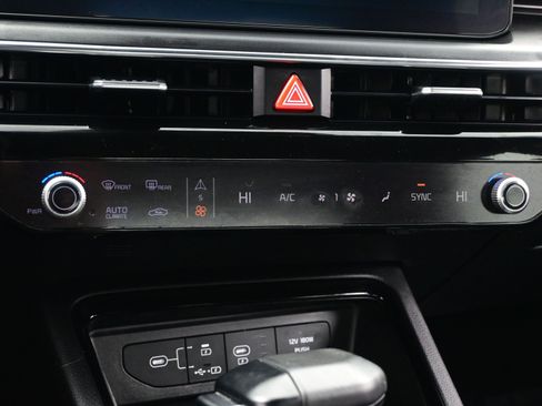 Used 2025 Kia K5 GT-Line w/ GT-Line Premium Package image 21