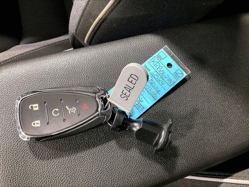 Used 2024 Chevrolet TrailBlazer LT w/ Convenience Package image 13