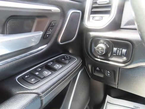 Used 2020 RAM 1500 Laramie AWD/4WD image 30