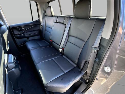 Certified 2025 Honda Ridgeline RTL image 19