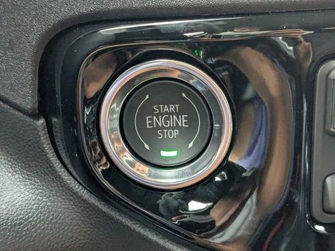 New 2026 GMC Sierra 1500 SLT w/ SLT Premium Plus Package image 32