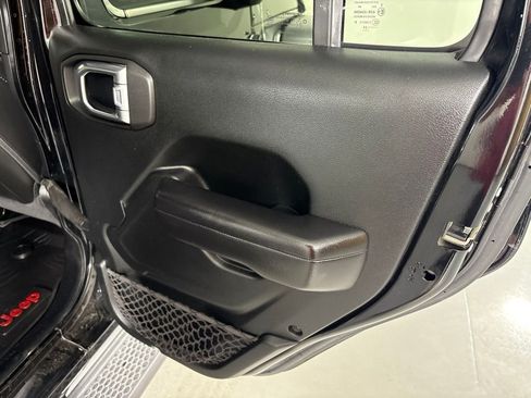 Used 2020 Jeep Wrangler Unlimited Sport AWD/4WD image 16