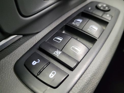 Used 2020 RAM 1500 Classic Warlock w/ Trailer & Traction Group image 27