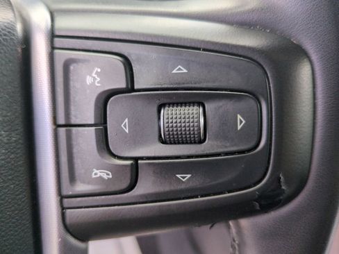 Used 2023 GMC Yukon XL SLT w/ SLT Premium Package RWD image 18