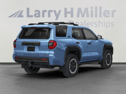New 2026 Toyota 4Runner TRD Off-Road Premium AWD/4WD image 2