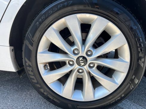 Used 2016 Kia Optima EX FWD image 12