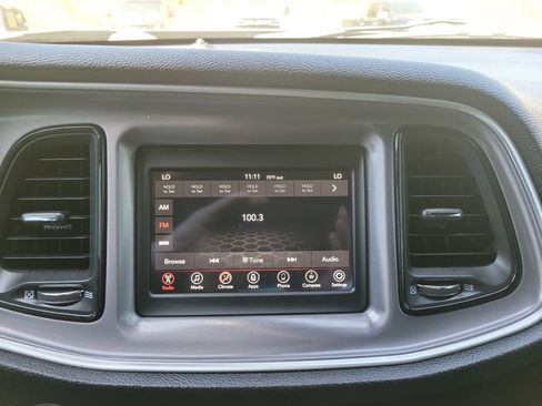 Used 2019 Dodge Challenger SXT RWD image 17