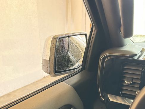 Used 2025 GMC Sierra 1500 SLT image 43