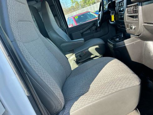 Used 2019 Chevrolet Express 2500 w/ Communications Package image 9
