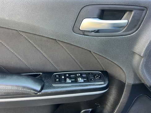Used 2020 Dodge Charger Scat Pack RWD image 11