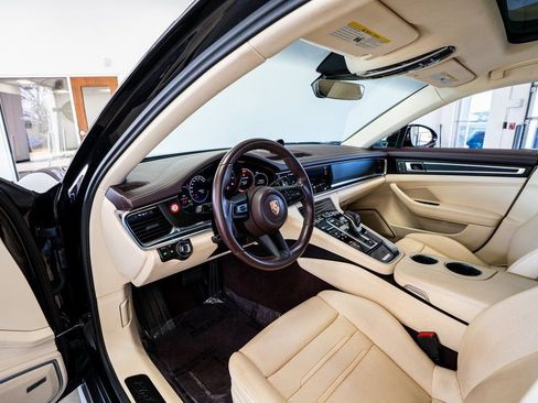 Used 2023 Porsche Panamera Platinum Edition image 37