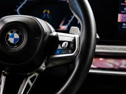 Used 2023 BMW 740i RWD image 24