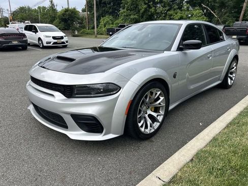 Used 2023 Dodge Charger SRT Hellcat w/ Harman/Kardon Audio Group RWD image 4