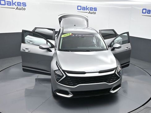 Certified 2024 Kia Sportage LX image 56