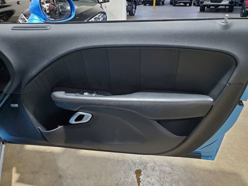 Used 2015 Dodge Challenger R/T Plus RWD image 16