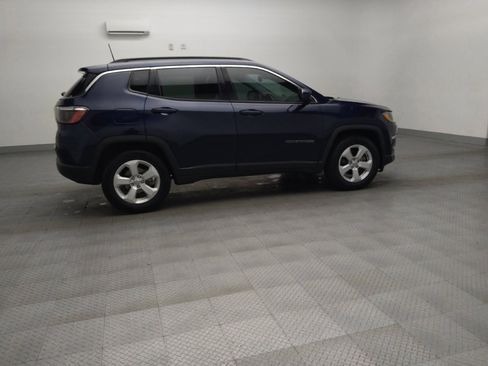 Used 2021 Jeep Compass Latitude FWD image 10
