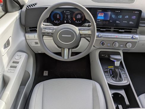 New 2026 Hyundai Kona SE image 30