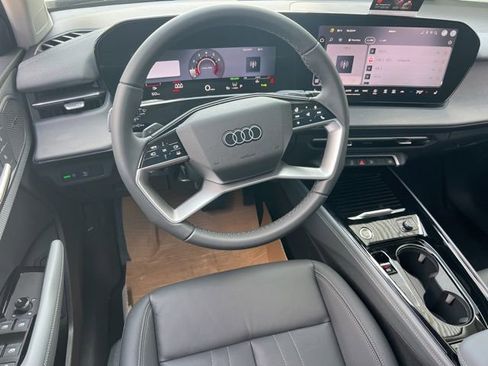 New 2026 Audi Q3 quattro 2.0T AWD/4WD image 35