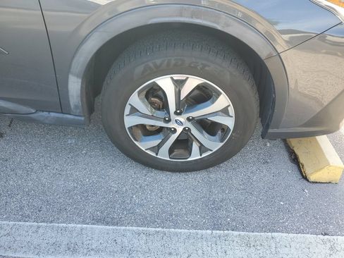 Used 2020 Subaru Outback Limited AWD/4WD image 4