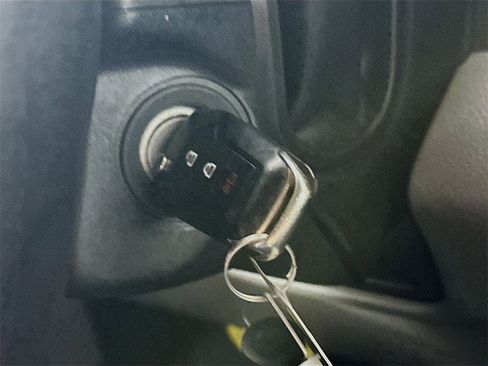 Used 2015 Ford F150 XL w/ Equipment Group 101A Mid image 27