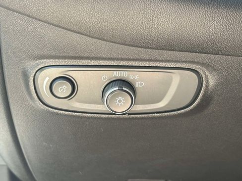Used 2024 Chevrolet Equinox LT AWD/4WD image 20
