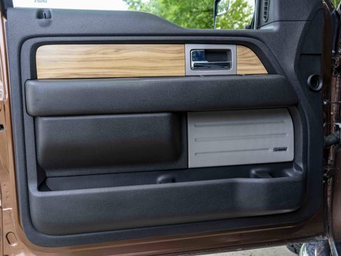 Used 2011 Ford F150 Lariat image 31