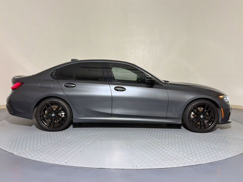 Used 2022 BMW 330i xDrive Sedan w/ M Sport Package AWD/4WD image 7