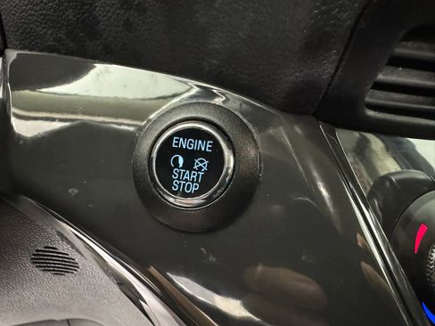 Used 2014 Ford Escape Titanium FWD image 17