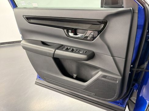 Used 2025 Honda CR-V Sport Touring image 22